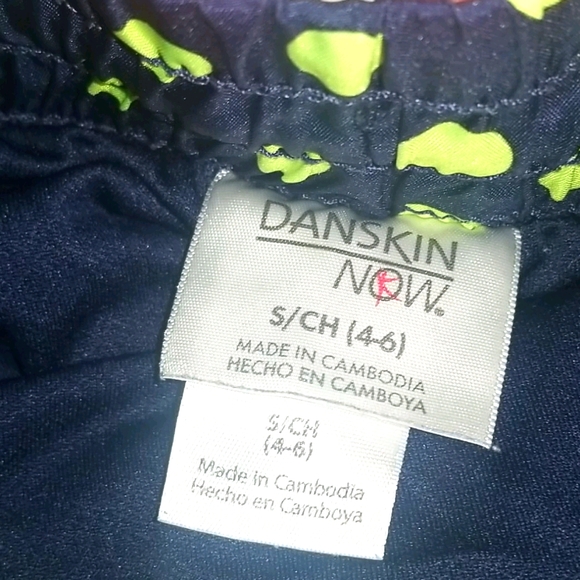Danskin now running shorts - Picture 5 of 8